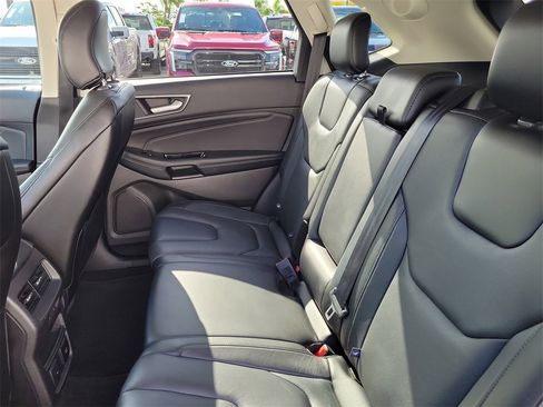 Used 2016 Ford Edge Titanium w/ Equipment Group 301A image 12