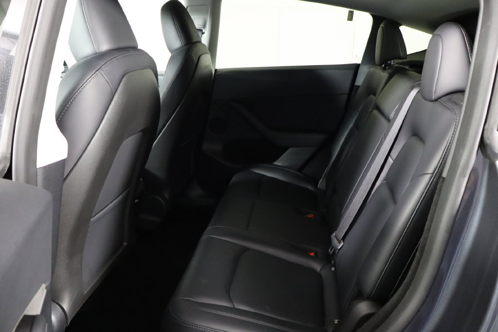 Used 2023 Tesla Model Y 2WD image 14