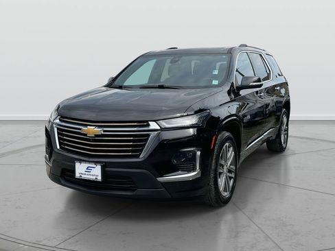 Used 2023 Chevrolet Traverse High Country AWD/4WD image 3