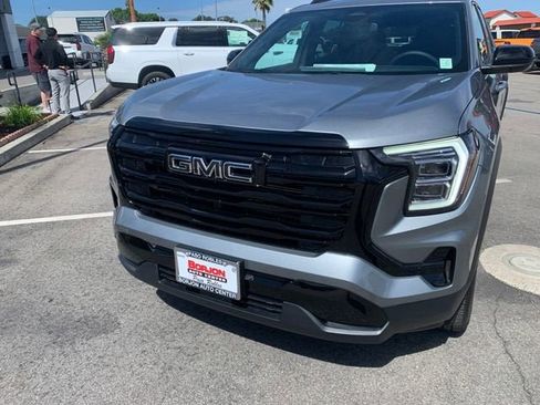 New 2026 GMC Terrain Elevation w/ Black Edition FWD image 3