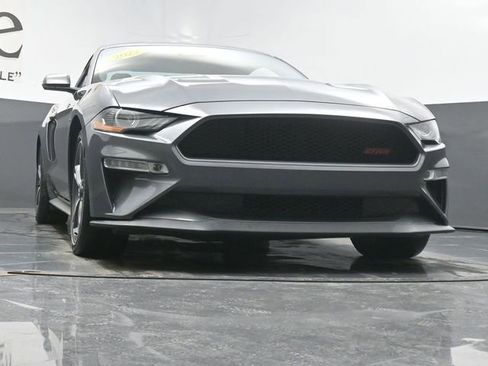 Used 2022 Ford Mustang GT Premium w/ Equipment Group 401A image 3
