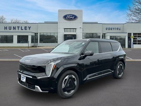 Used 2024 Kia EV9 Land AWD/4WD image 1