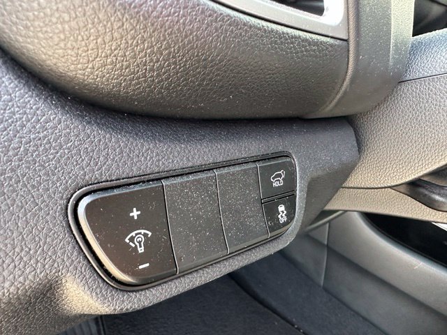 Used 2025 Kia Seltos SX AWD/4WD image 16