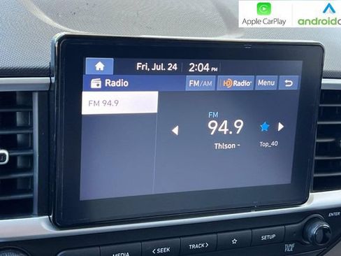 Used 2024 Hyundai Venue SEL FWD image 20