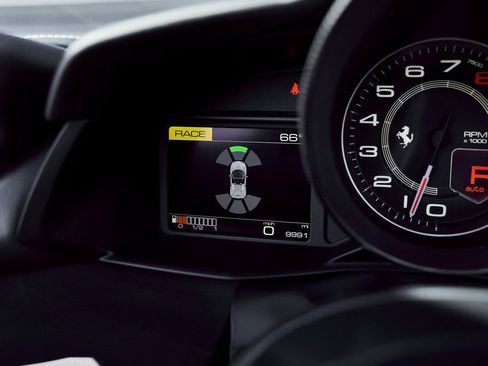 Used 2018 Ferrari 488 Spider image 71