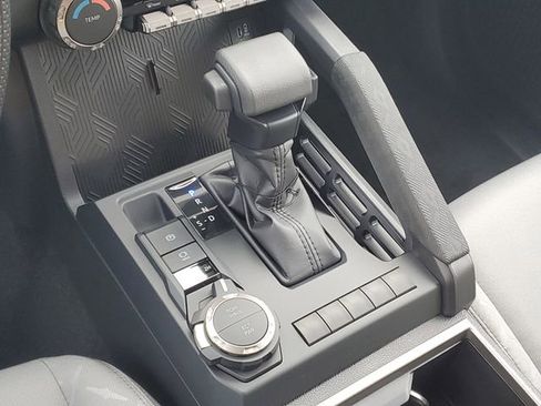 Used 2025 Toyota Tacoma SR5 image 24