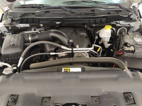 Used 2018 RAM 1500 Express image 30