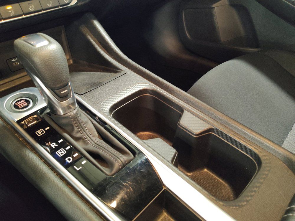 Used 2025 Nissan Sentra SV FWD image 26