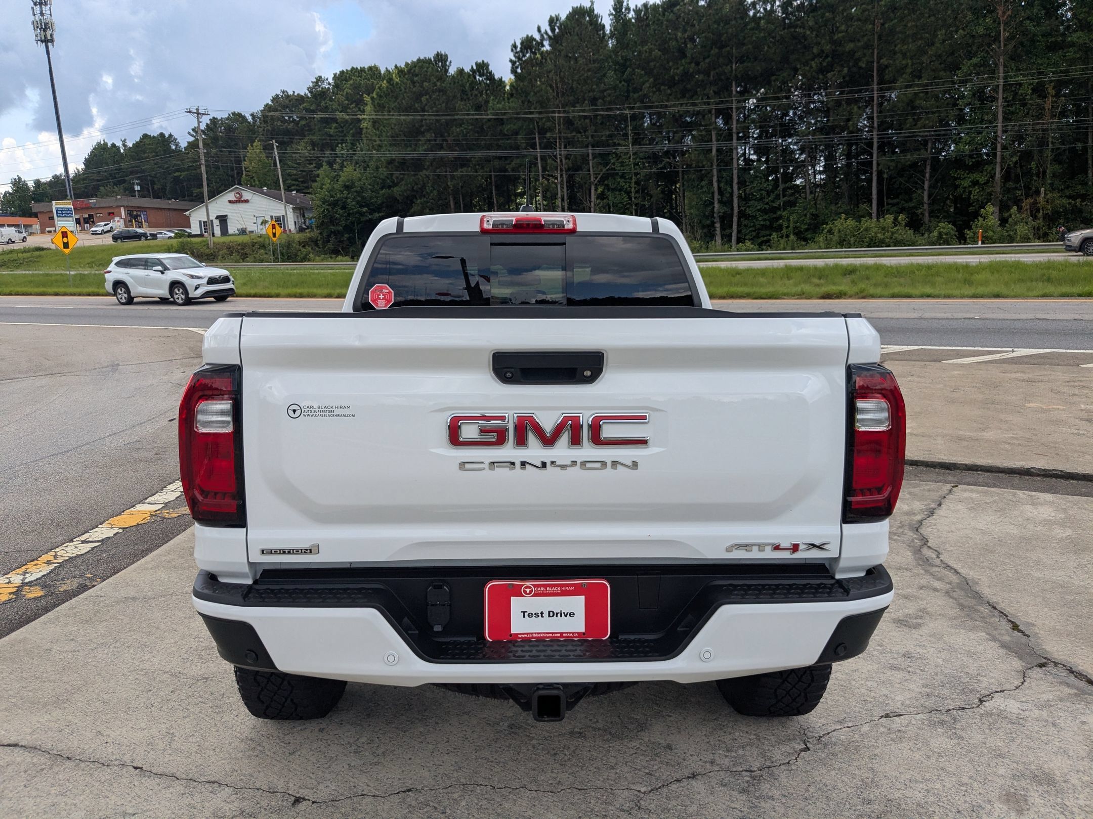 Used 2023 GMC Canyon AT4X w/ Edition 1 AWD/4WD image 6