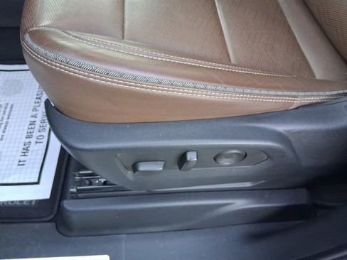 Certified 2022 Chevrolet Tahoe High Country image 36