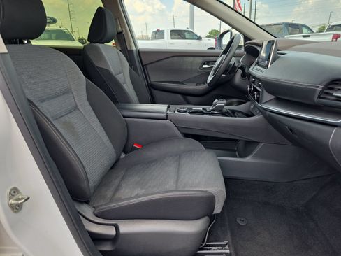 Used 2023 Nissan Rogue SV AWD/4WD image 15
