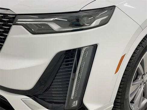 Certified 2023 Cadillac XT6 Premium Luxury w/ LPO, Floor Liner Package image 15