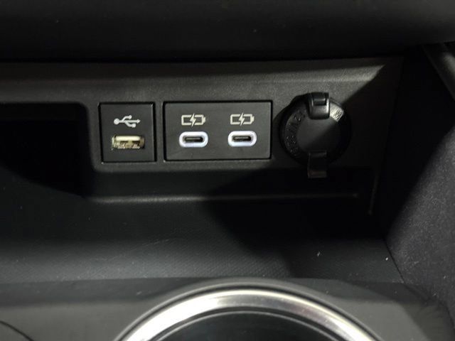 Used 2022 Toyota Highlander XLE AWD/4WD image 20