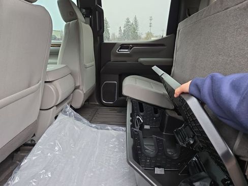 New 2026 GMC Sierra 1500 SLE w/ X31 Off-Road Package image 28