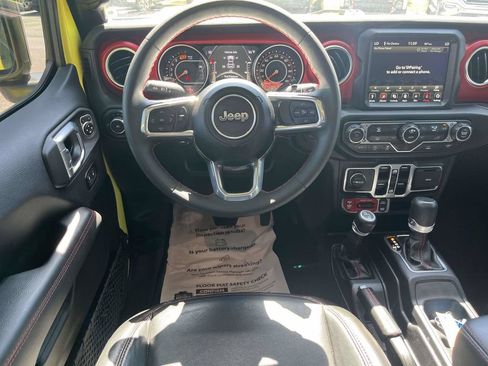Used 2023 Jeep Wrangler Unlimited Rubicon AWD/4WD image 12