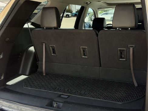 Used 2018 Chevrolet Traverse Premier w/ Redline Edition FWD image 28