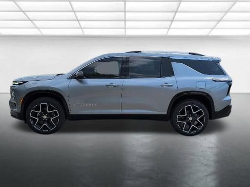 New 2026 Chevrolet Traverse High Country w/ LPO, Floor Liner Package FWD image 34