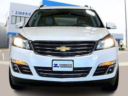 Used 2014 Chevrolet Traverse LTZ image 2