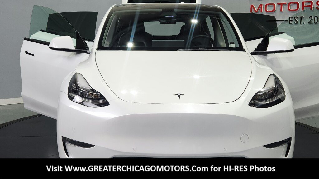 Used 2022 Tesla Model Y Long Range AWD/4WD image 17