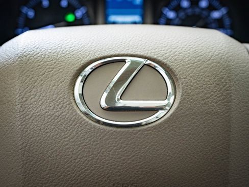 Used 2013 Lexus GX 460 Premium image 25