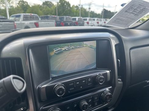 Used 2018 Chevrolet Silverado 1500 LT w/ LT Eassist Package RWD image 19