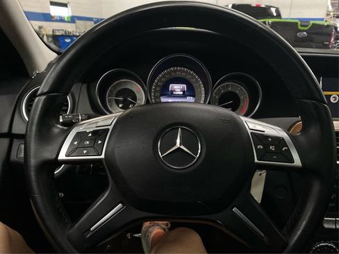 Used 2014 Mercedes-Benz C 300 4MATIC Sedan image 22