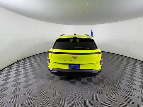 Used 2024 Hyundai Kona SEL AWD/4WD image 4