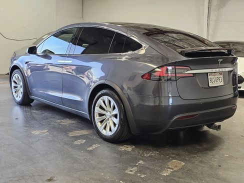Used 2021 Tesla Model X Long Range AWD/4WD image 2