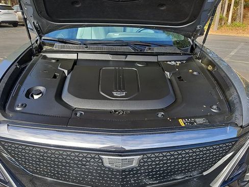 Used 2024 Cadillac Lyriq Sport AWD/4WD image 30