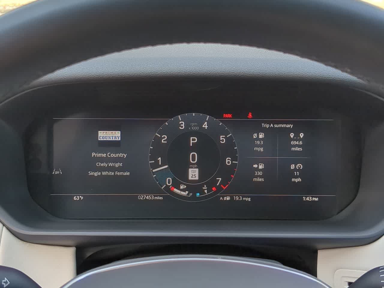 Certified 2025 Land Rover Discovery S AWD/4WD image 34