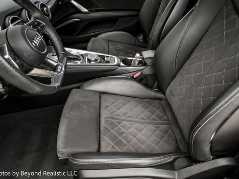 Used 2019 Audi TT 2.0T w/ Technology Package image 32