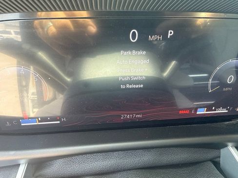 Used 2024 Jeep Wagoneer 2WD w/ Convenience Group I image 15