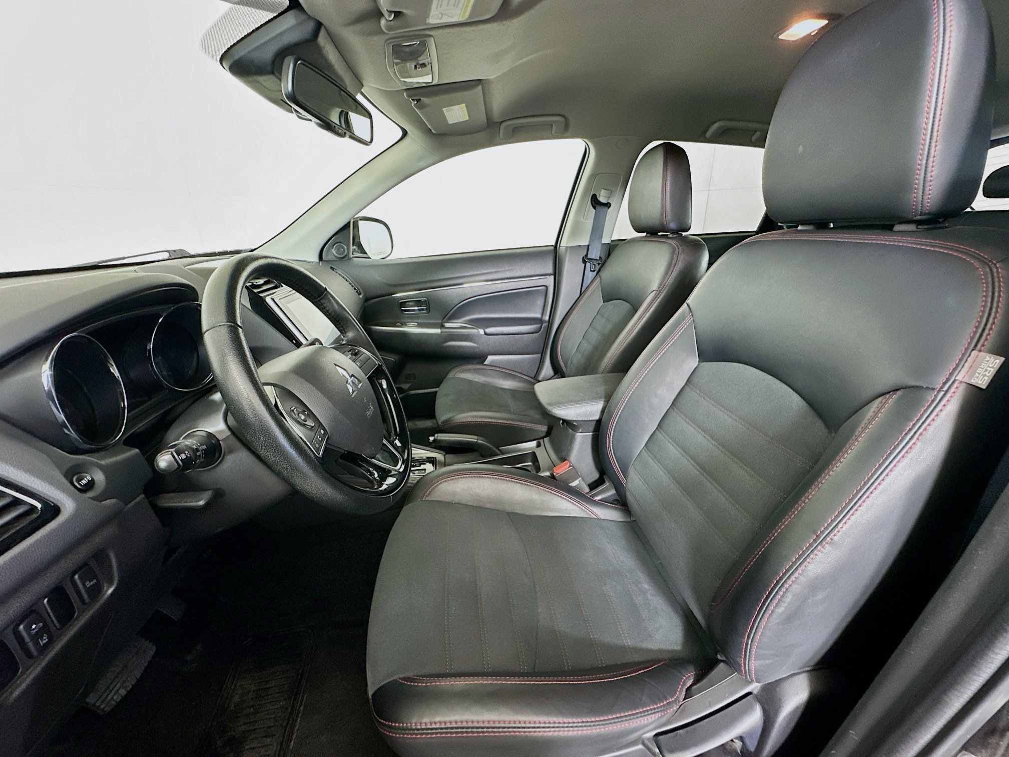 Used 2024 Mitsubishi Outlander Sport AWD image 13