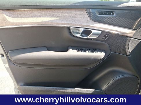 New 2026 Volvo XC90 B6 Plus w/ Protection Package Premier image 13