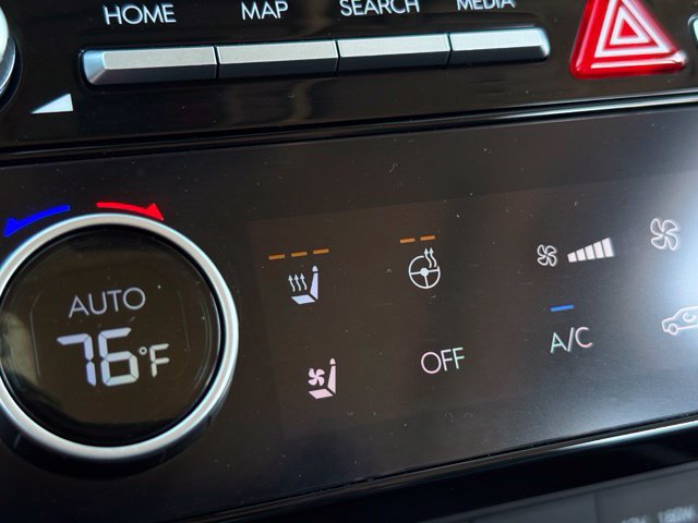 Certified 2025 Hyundai Tucson Limited FWD image 26