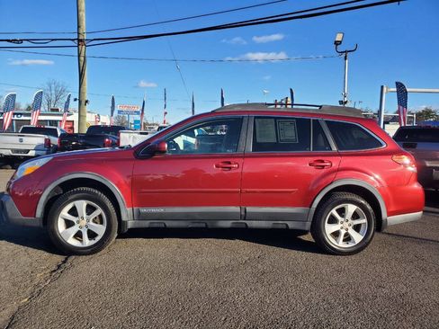 Used 2014 Subaru Outback 2.5i Premium image 2