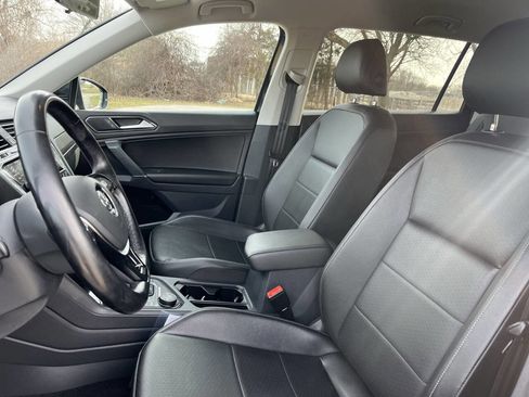 Used 2018 Volkswagen Tiguan SE image 13