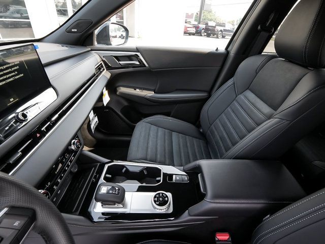 New 2026 Mitsubishi Outlander LE AWD/4WD image 36