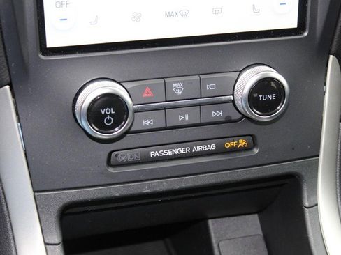 Used 2024 Ford Edge SEL image 37