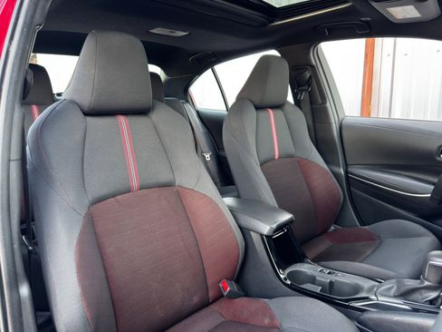 Used 2023 Toyota Corolla SE image 38