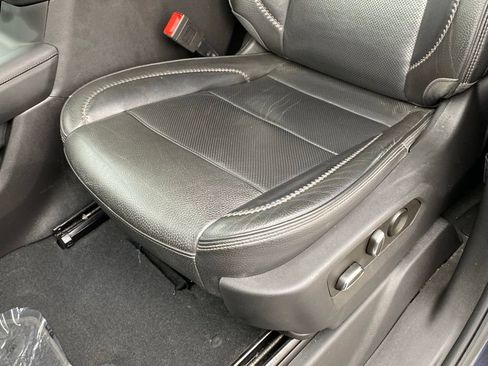 Used 2022 GMC Sierra 1500 Denali AWD/4WD image 23