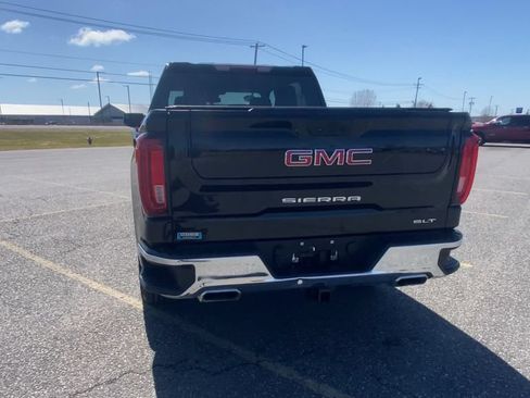 Certified 2022 GMC Sierra 1500 SLT w/ SLT Premium Package AWD/4WD image 7