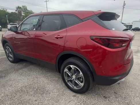 Certified 2025 Chevrolet Blazer LT AWD/4WD image 6