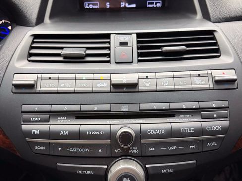 Used 2010 Honda Crosstour EX-L image 27