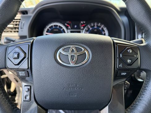 Used 2015 Toyota 4Runner TRD Pro image 36