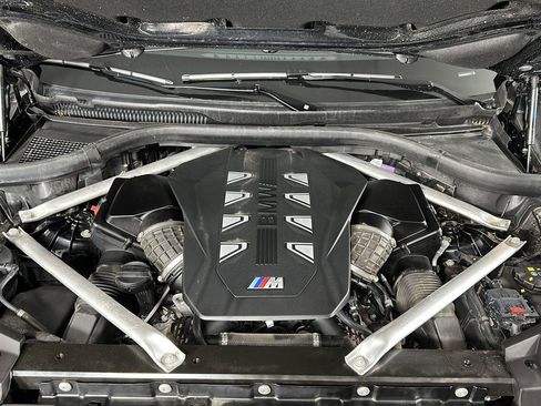 Used 2024 BMW X5 M60i w/ Climate Comfort Package AWD/4WD image 9
