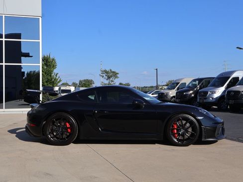Used 2020 Porsche 718 Cayman GT4 RWD image 4