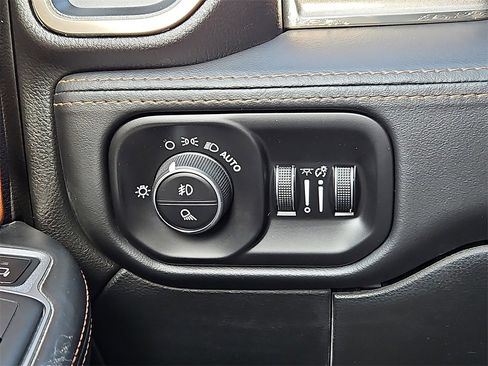 Certified 2021 RAM 3500 Limited image 25