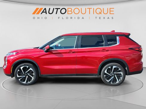 Used 2023 Mitsubishi Outlander ES AWD/4WD image 2