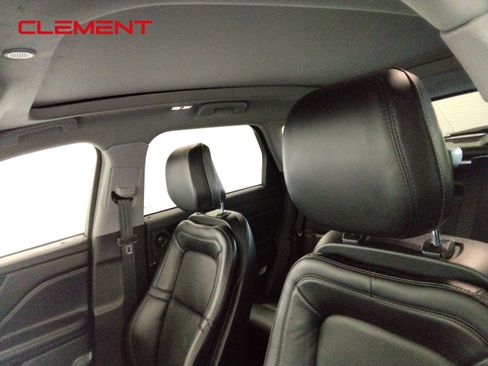 Used 2021 Lincoln Corsair Grand Touring w/ Equipment Group 301A image 31